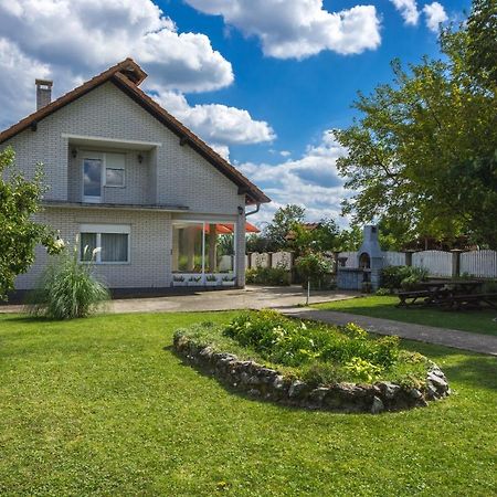 Smestaj Vila Cair Balajnac Exteriér fotografie